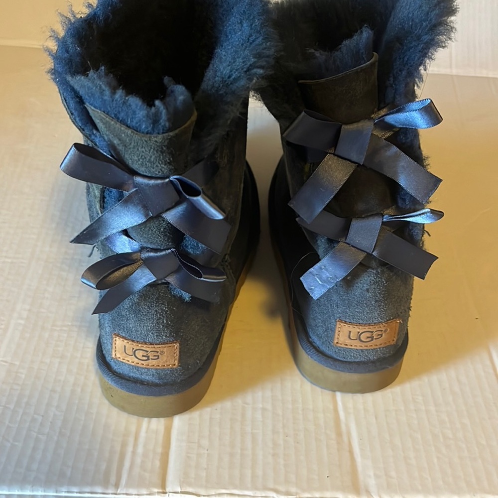 UGG CLASSIC BAILEY BOW II VELVET RIBBON SKYBLUE BOOT US 8